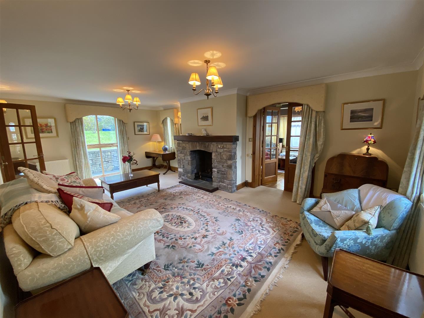 SITTING ROOM